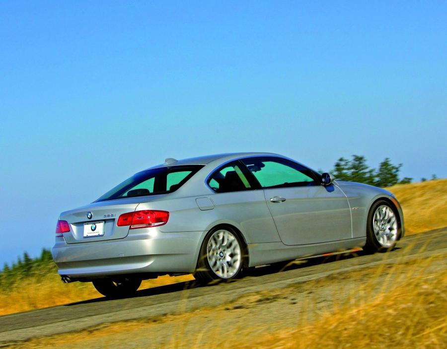  BMW 3-Series Coupe 2007 года  (фото 39 из 219)